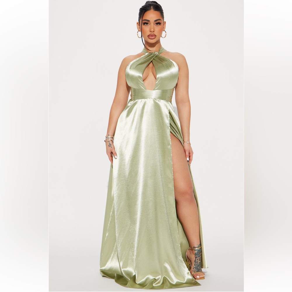 Fashion Nova Elegant Green Satin Wedding Dress